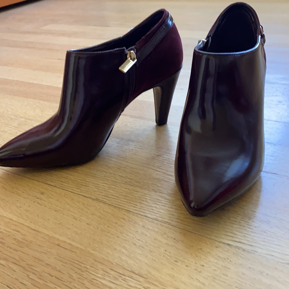 Bandolino Booties - Picture 3 of 11